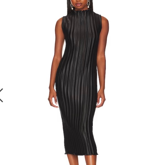 L’Idee - Le Salon Dress in Noir - Picture 1 of 3